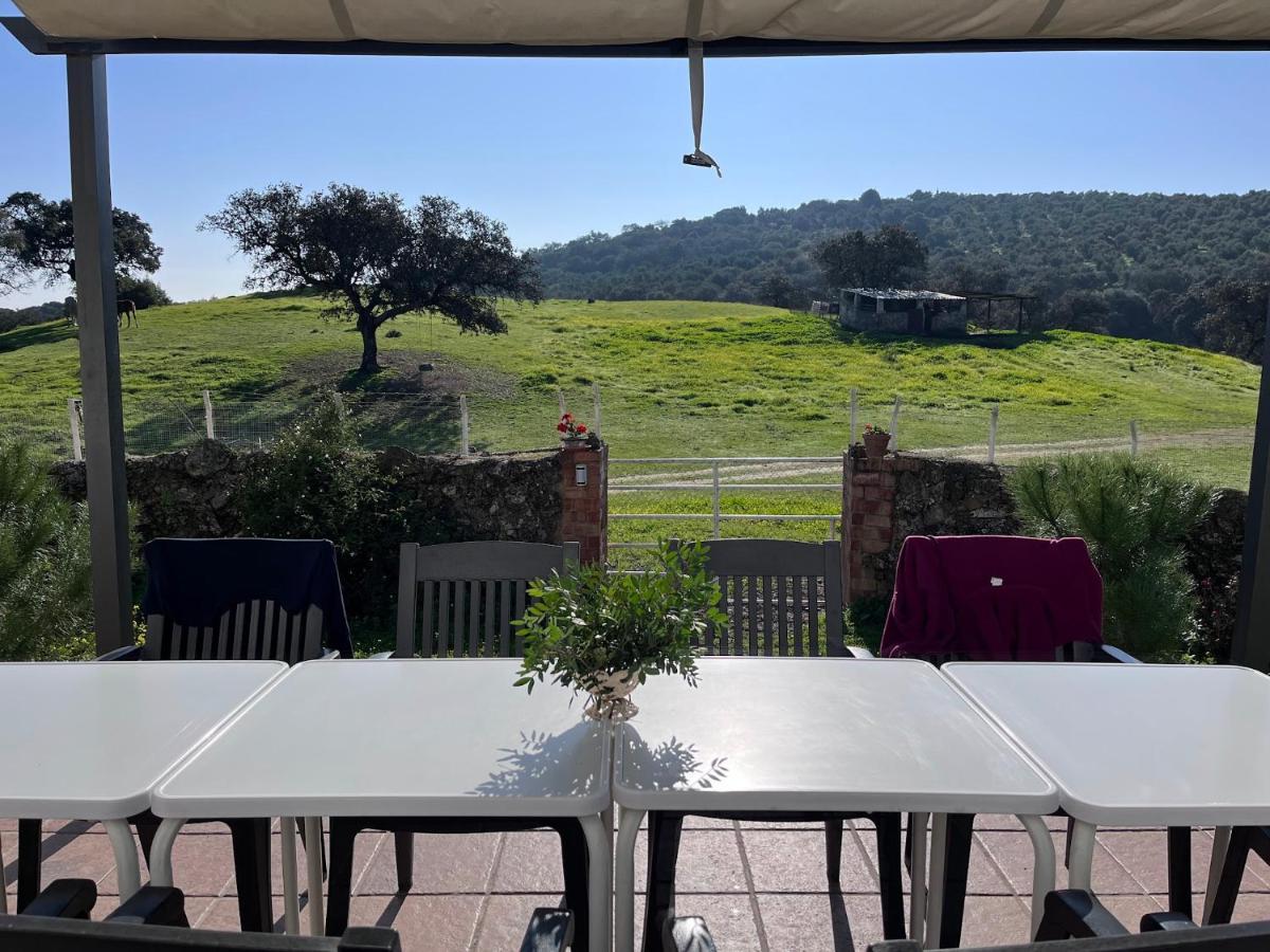 ラ・プエブラ・デ・ロス・インファンテス Casa Cortijo En Dehesa Sierra Leonヴィラ エクステリア 写真